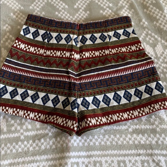 Skort - Picture 2 of 2